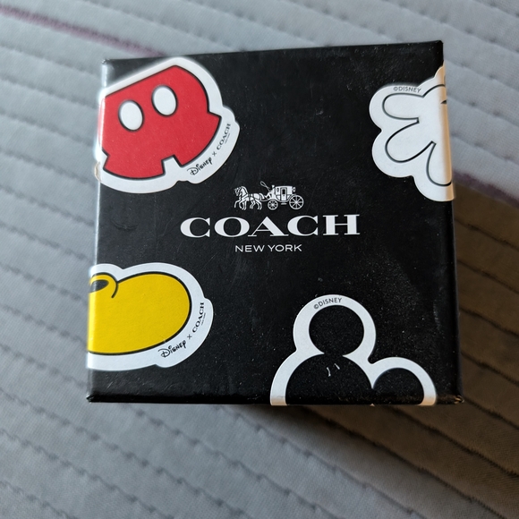 EUC 2016 Coach Mickey Mouse Black Leather Watch - Picture 2 of 9